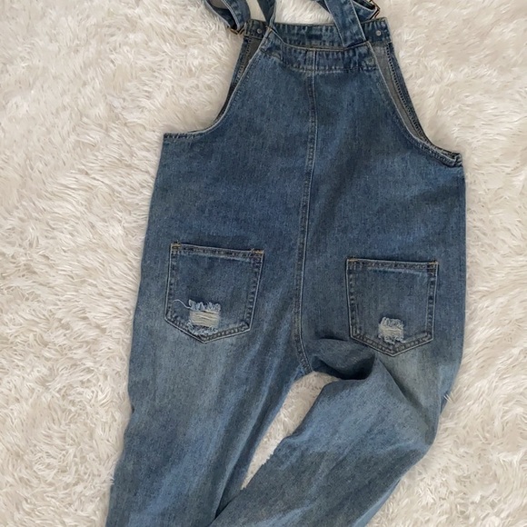 Frontwards backwards medium wash denim overalls - Picture 6 of 8